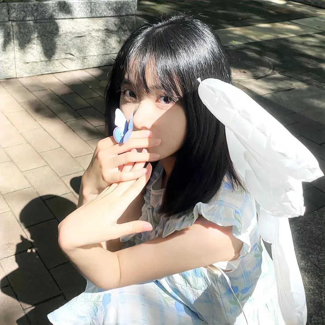 豫见她们海报
