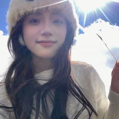 借物少女艾莉缇海报